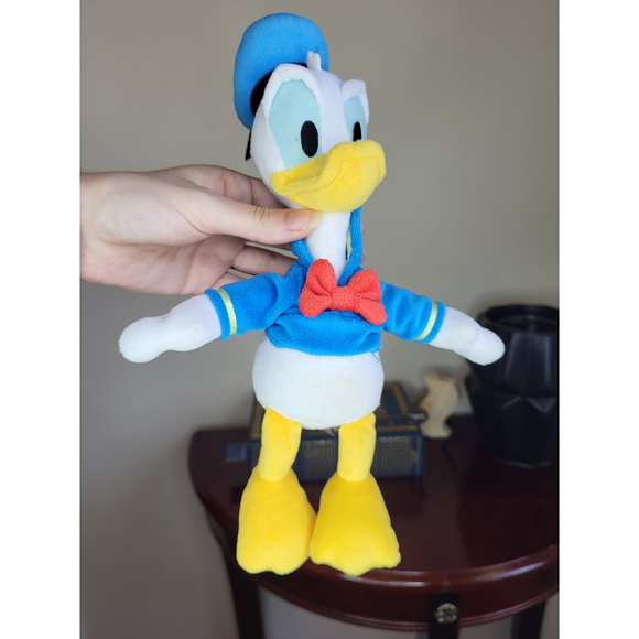 Disney Store Donald Duck 8" plush blue hat red bowtie angry face duck - Picture 4 of 7